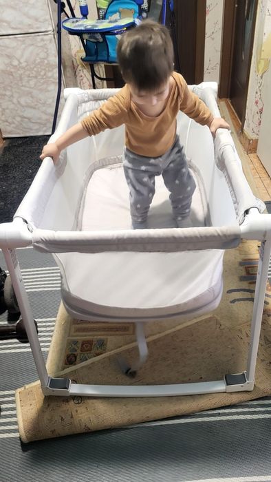 Vând pătuț pt bebe