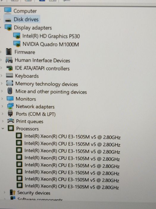 HP Zbook Studio G3 Workstation Gaming..Xeon 2,8ghz(8cpu)..16g ram..SSD