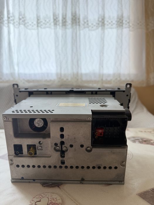 Оригинално радио за мерцедес W204