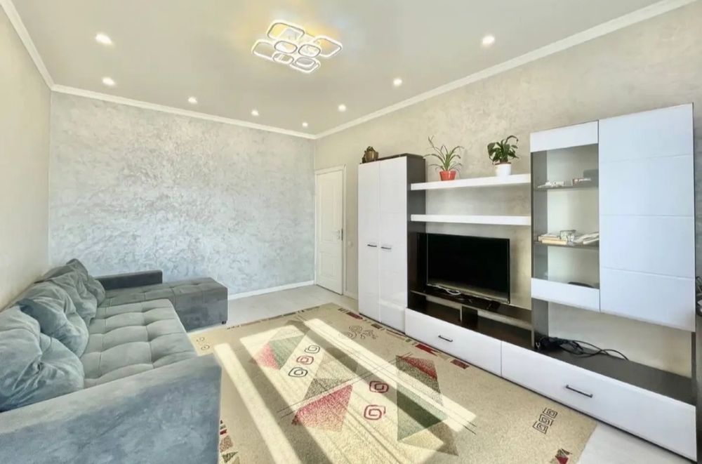 Продам стенку в отличном состоянии