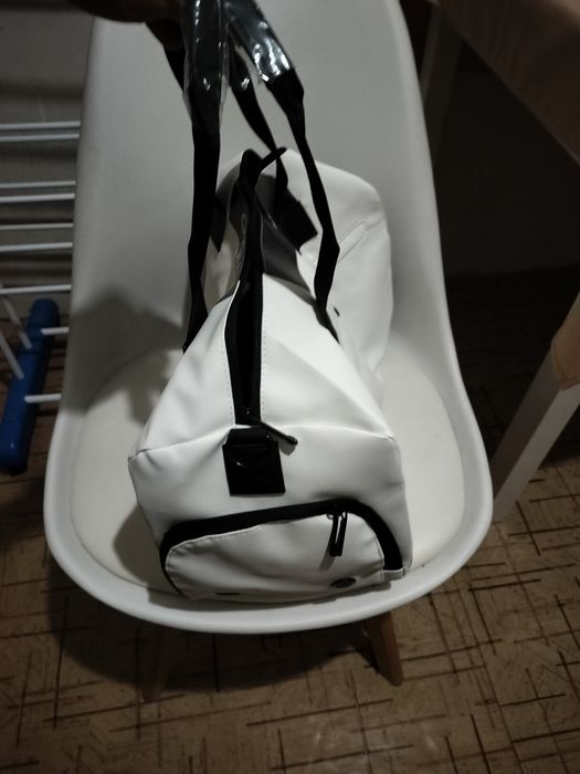 Спортивная сумка