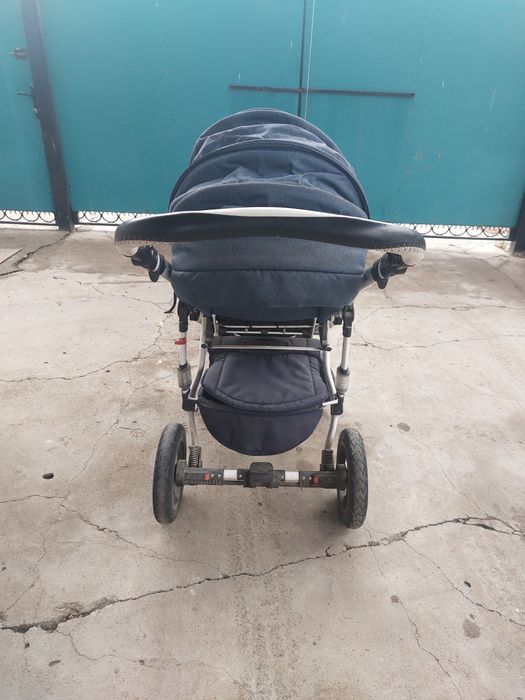 Коляска прогулочная