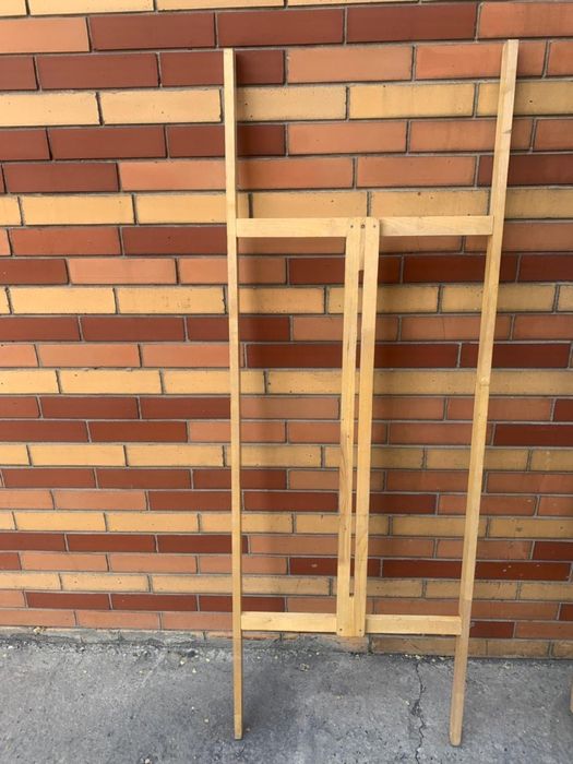 Продам Мольберт