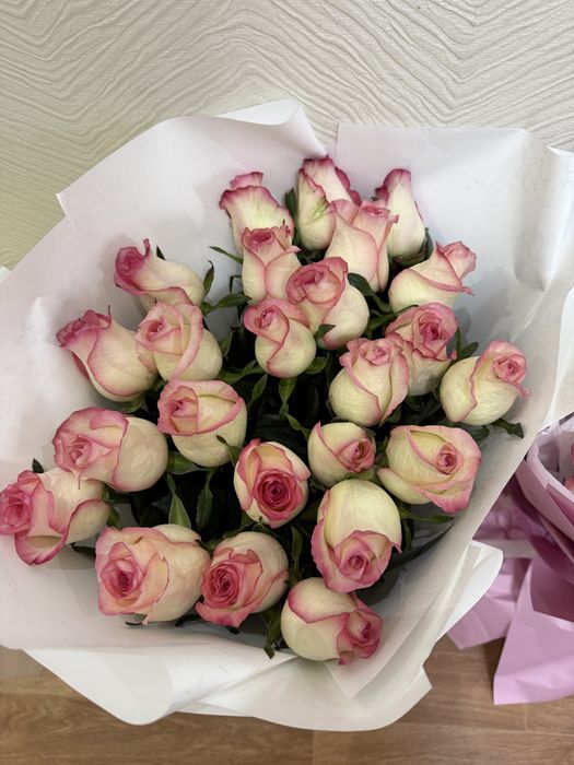 Цветы свежие 15/25шт