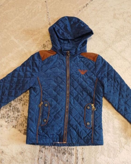 За три куртки 4000 тенге