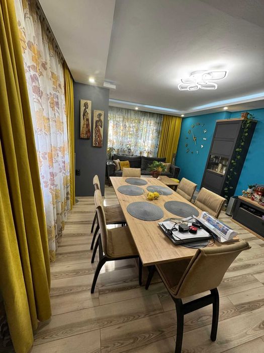 Четиристаен тухлен апартамент след основен ремонт