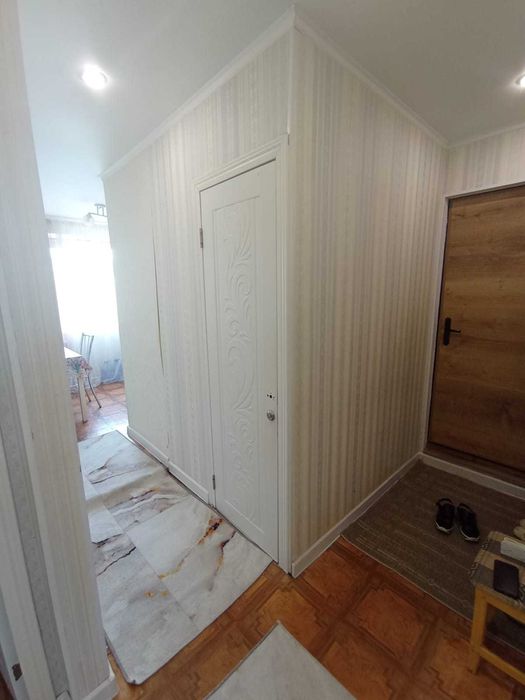 Продам 2 комн. квартиру в Уральске