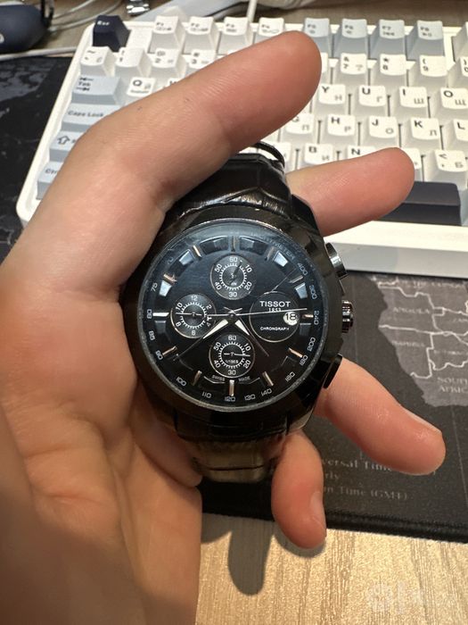 Часы  Tissot.