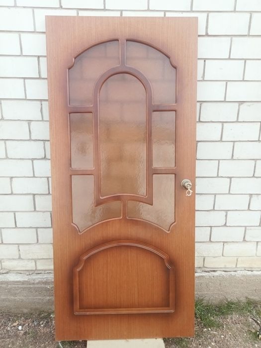 Продам межкомнатные двери