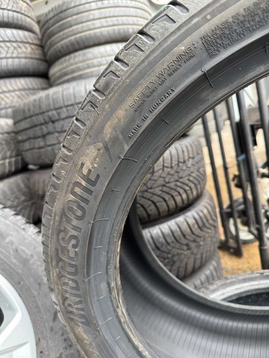 255/40+285/35/20 Bridgestone дот 25 спорт пакет