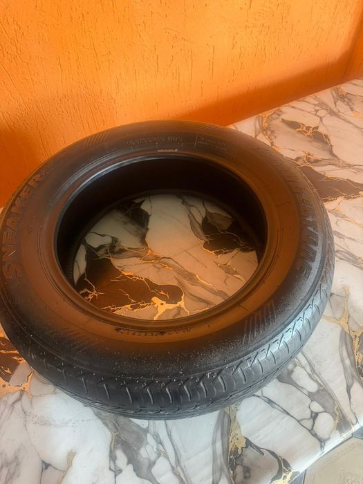 Шины один штука.