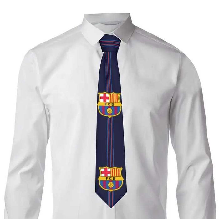 Cravata cu tcbarcelona .model superb