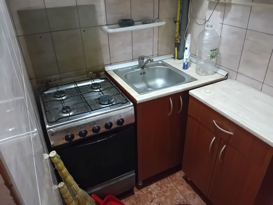 Garsoniera Piata Maratei 24mp etaj 2 la cheie renovata centrala termopan