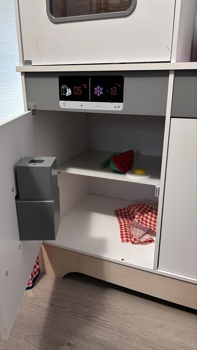 Vand bucatarie de joaca pentru copii, model XL de la LIDL