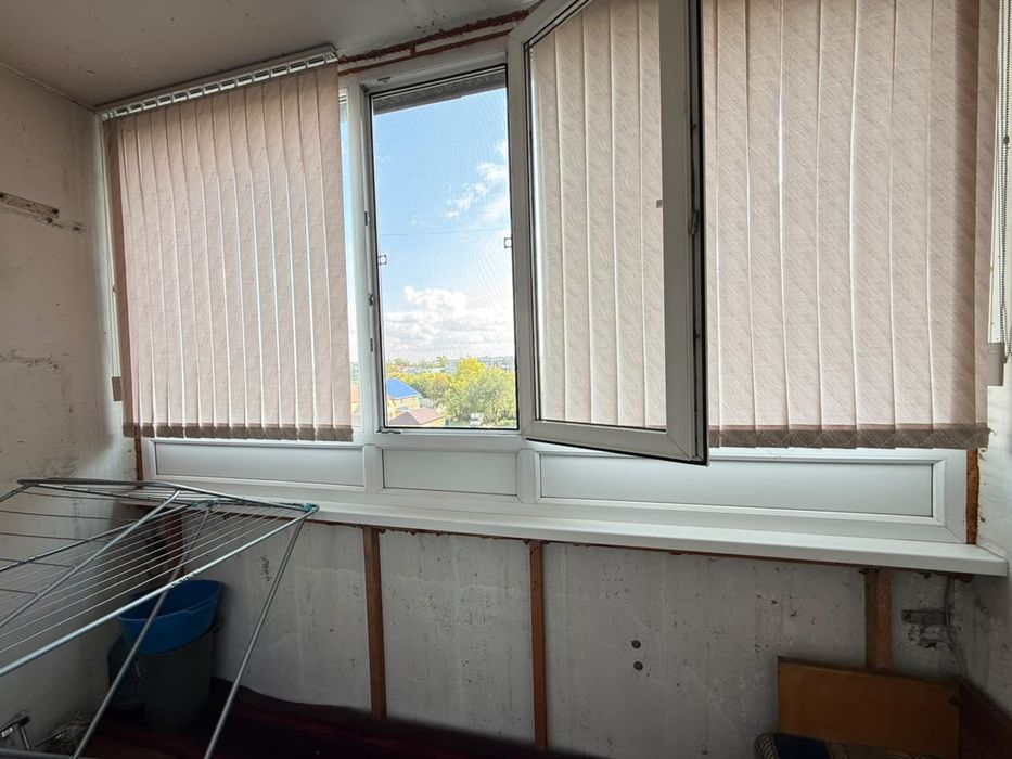 Продам 1ком.квартиру район стадиона Карасай.