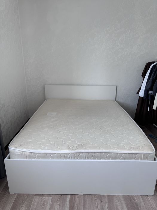 Кровать двух местная