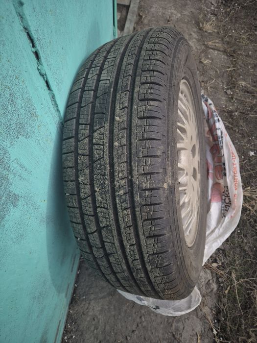 Pirelli 215/65 R16 комплект