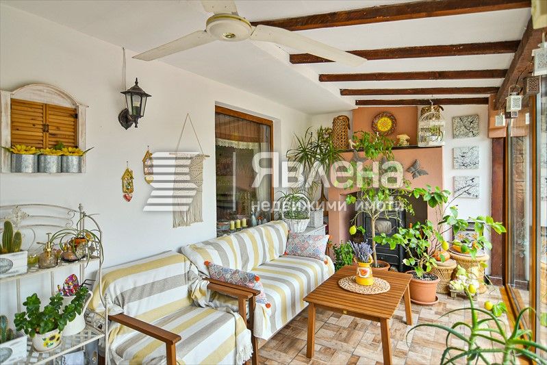 Красива къща с гледка