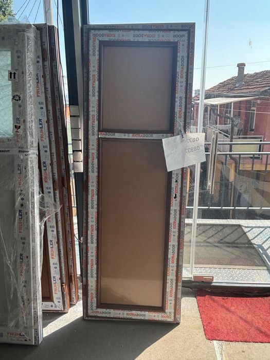 ПВЦ Дограма Врати