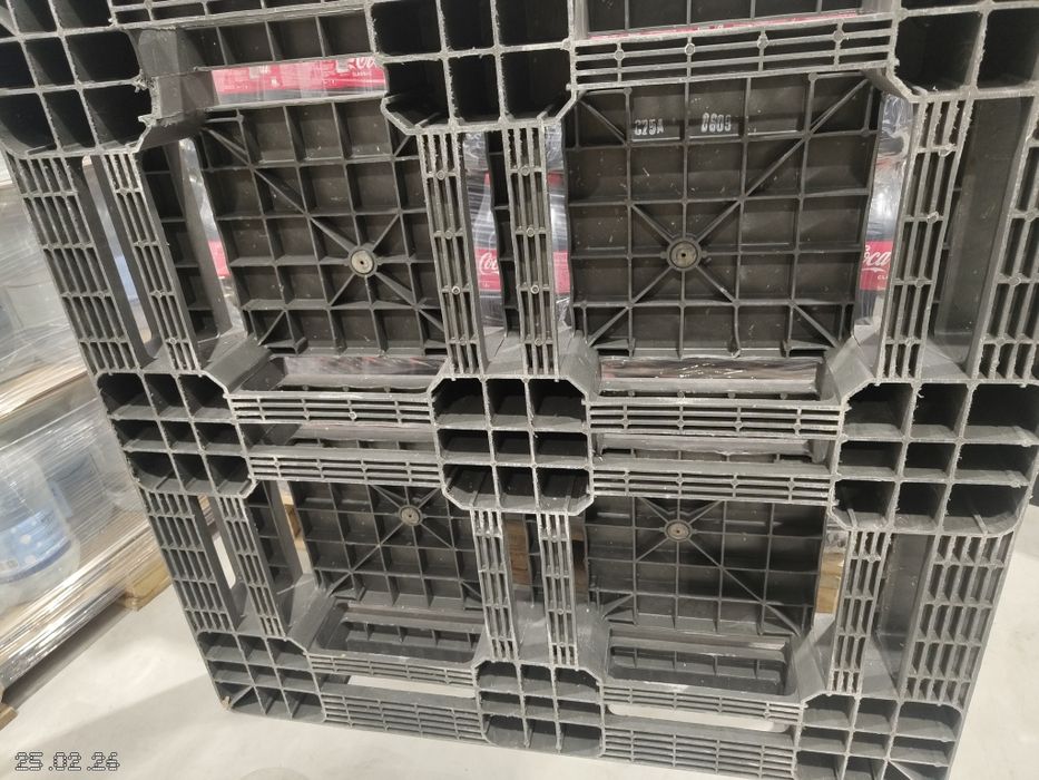 Пластиковый поддон