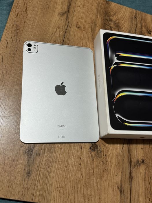 Ipad pro M4 256Gb как новый