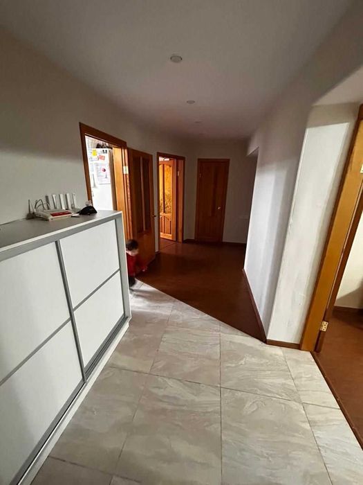 продам 3 ком квартиру РН Азии