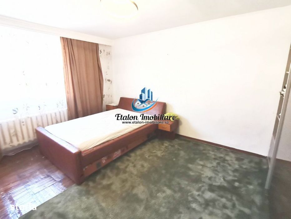 Apartament 2 camere, etaj 4, zona Petrodava — fotografia 1