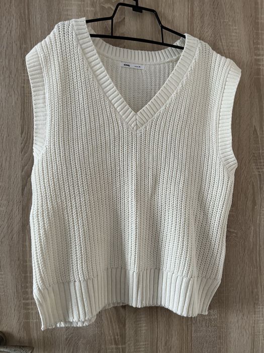 Топли елеци от плетиво