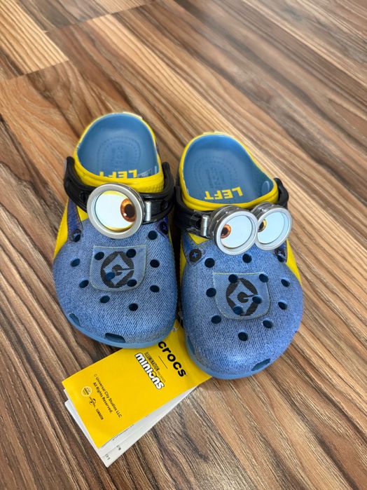 Кроксы Crocs  "Миньоны" на скидке !!!