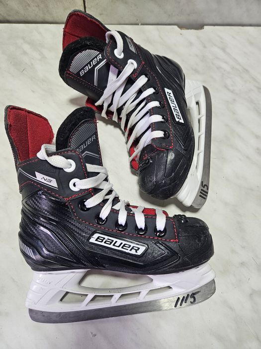 Patine 1115 hochei hockey Bauer N5 marime 29  (  19 cm)