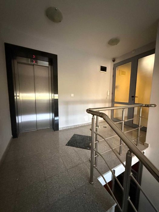 Дава се под наем Офис в София, Младост 2 - 31 кв.м за 487 € - Снимка #10