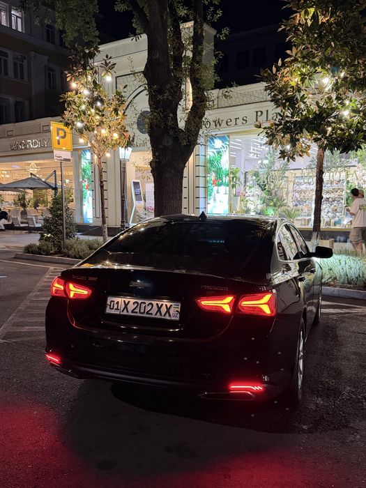Malibu Premer qora 2022 yil
