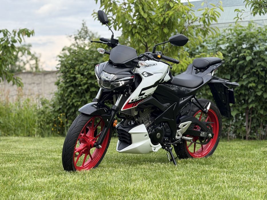 Suzuki gsx s125  2023  3.400km
