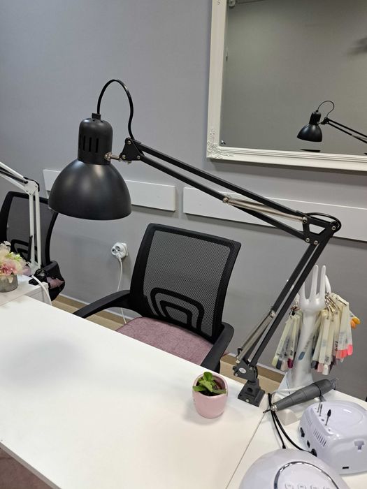 Работна  лампа за бюро