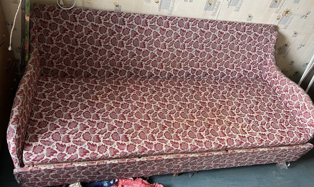Продам диван 3.000 тг Самовывоз