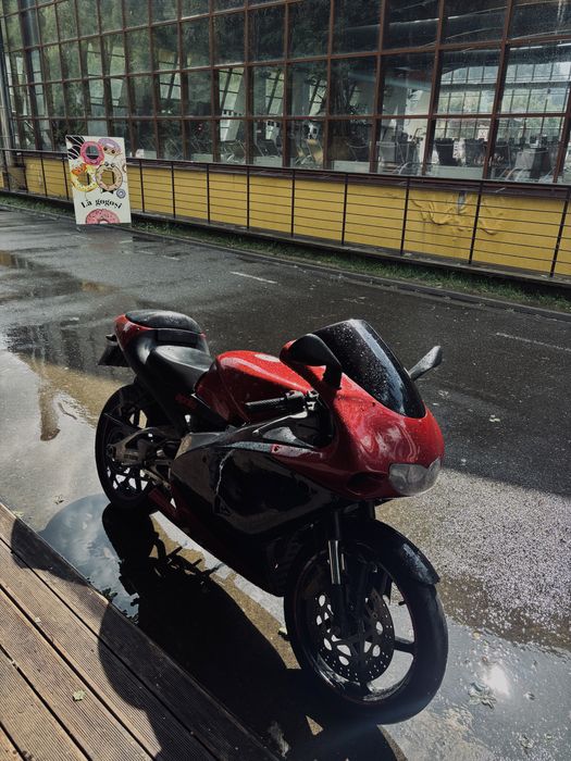 Vând  Aprilia RS125 Power Valve