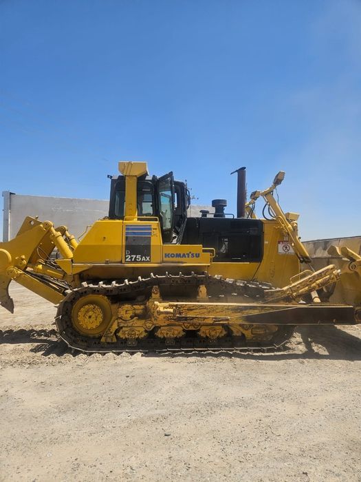 Продам Бульдозер Komatsu-D275AX-5