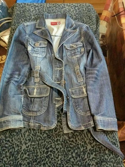 Дънкено яке М размер