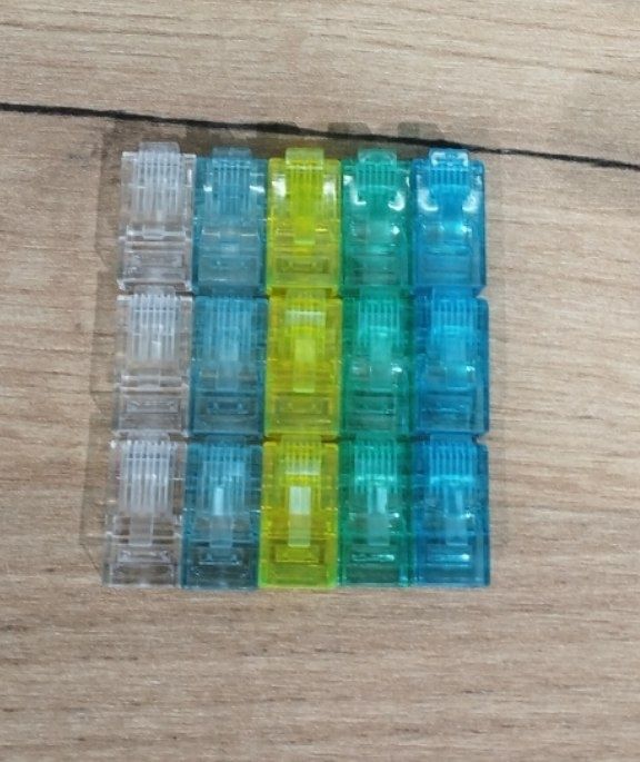 Konnektor Kat 6 Sotiladi