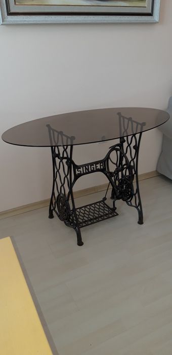 Ретро маса от СИНГЕР