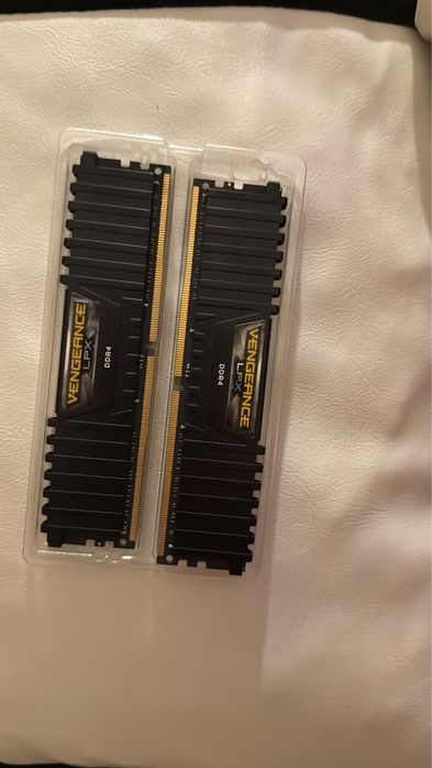 Memorie ram 2x16GB corsair