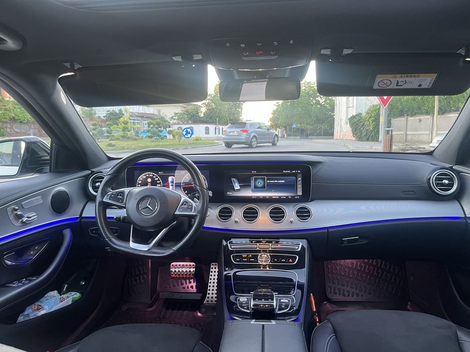 Mercedes E220 W213