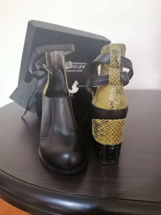 Pantofi piele, mărimea 35