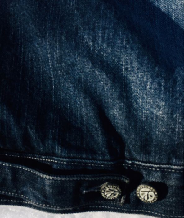 Джинсовая куртка …