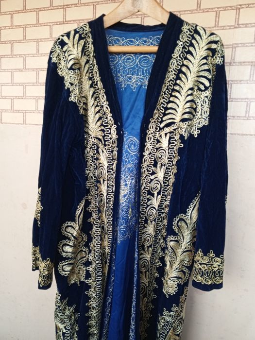 Тюбетейки, дуппи, платки, ободки, чапан в наличии