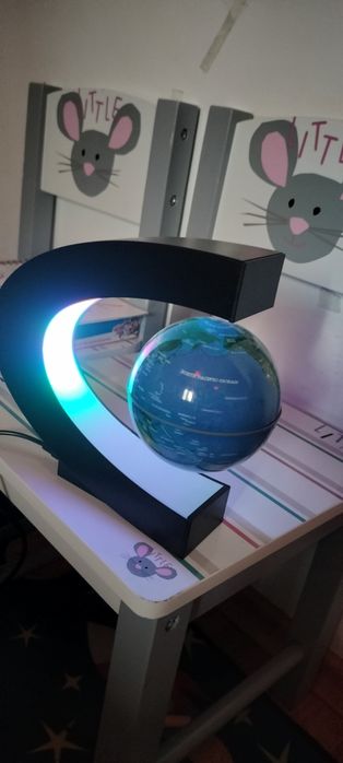 Glob pământesc magnetic plutitor cu LED