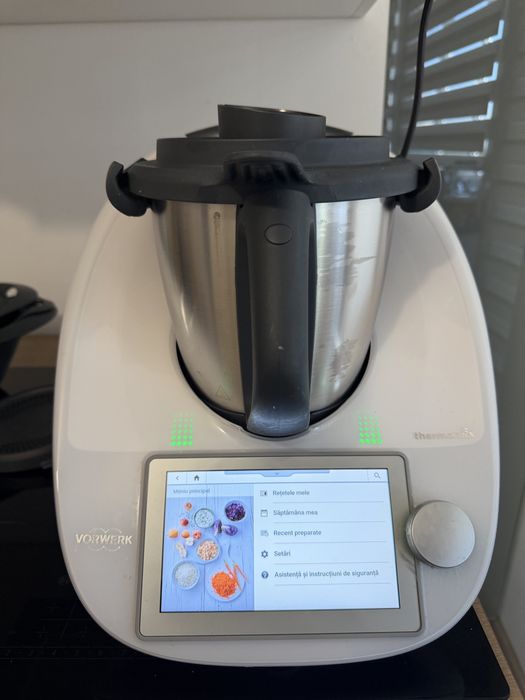Thermomix TM5 cu toate accesorile de baza in stare foarte buna