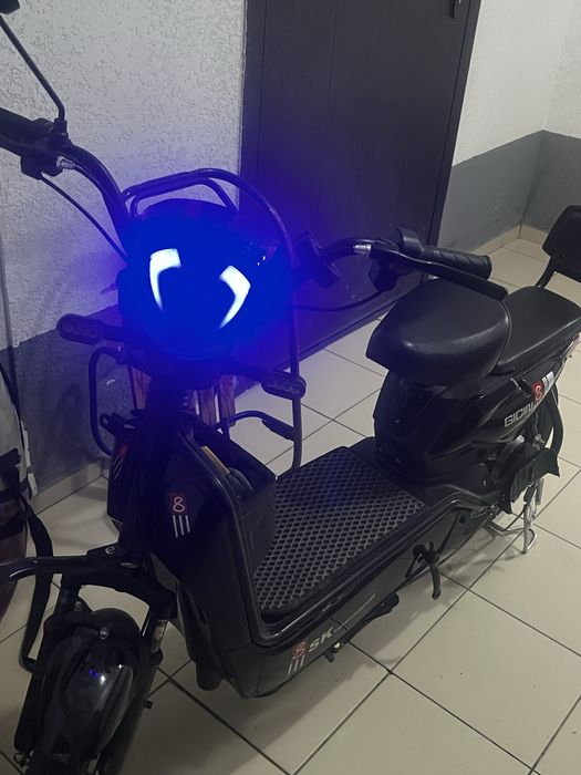 электро скутер SK8