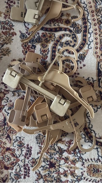 Вешалки для одежды разные детские