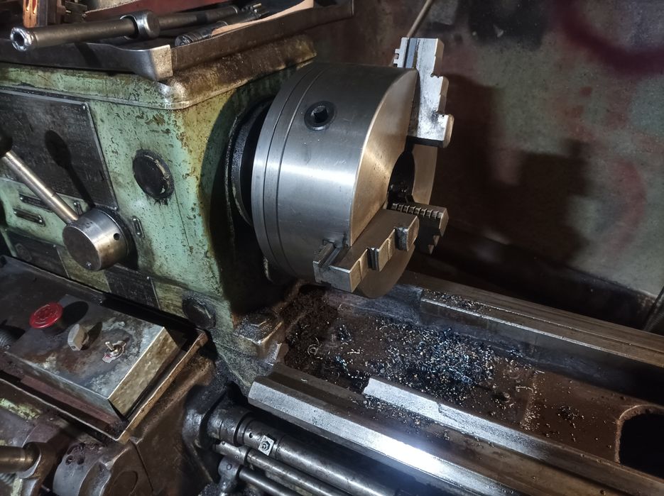 Токарный станок лт10